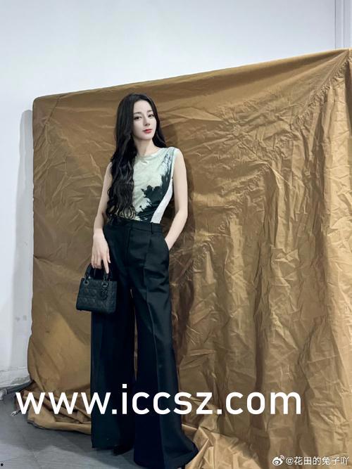 热巴最新娱乐爆料,娱乐爆料揭秘她的最新生活点滴